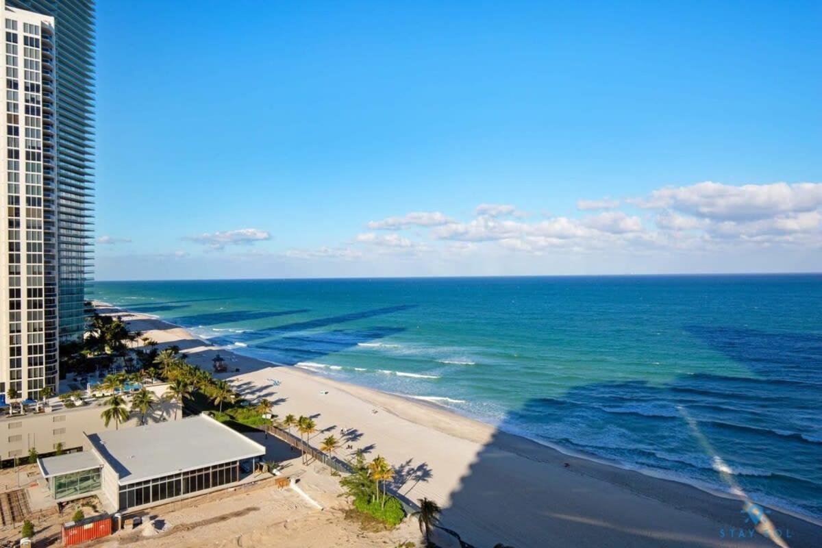 Beachfront Resort Pool Ocean View Balcony Miami Beach Dış mekan fotoğraf