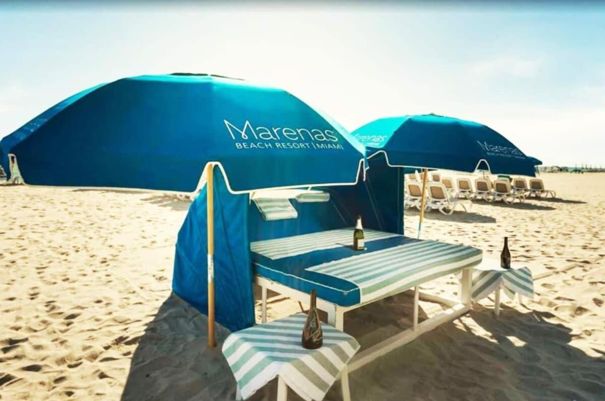 Beachfront Resort Pool Ocean View Balcony Miami Beach Dış mekan fotoğraf