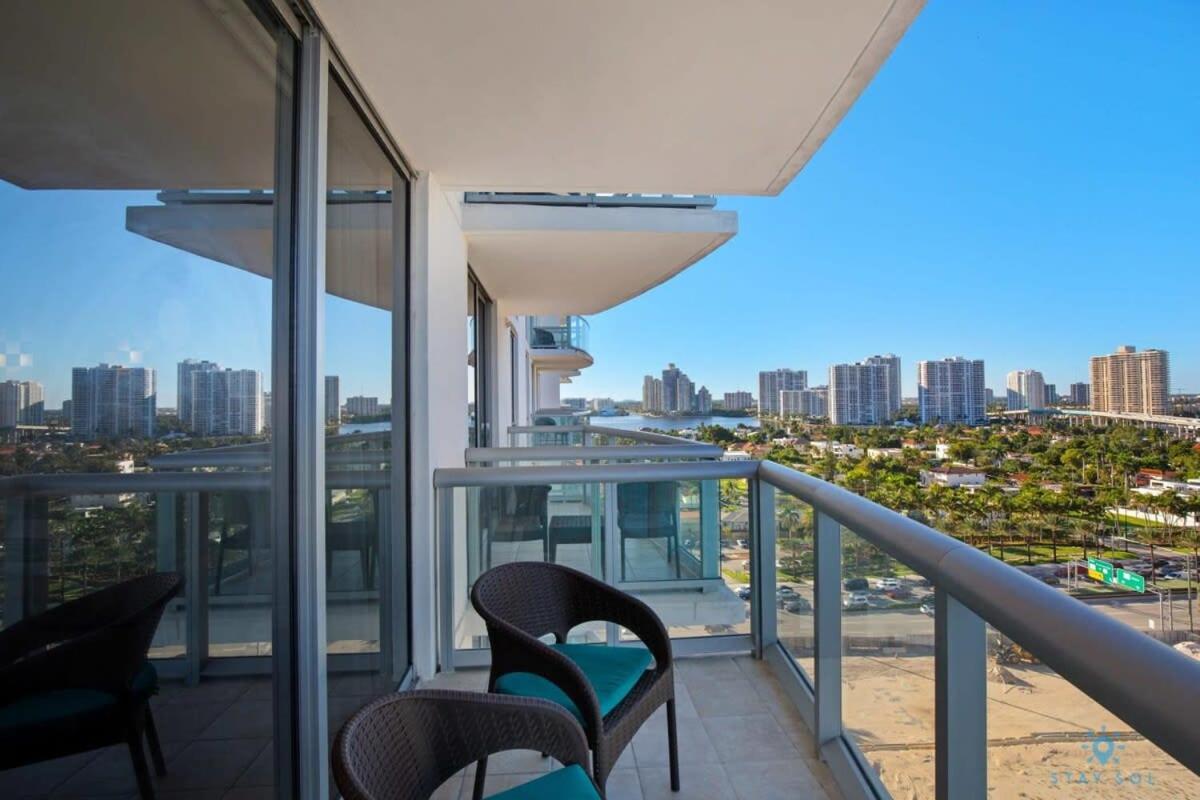 Beachfront Resort Pool Ocean View Balcony Miami Beach Dış mekan fotoğraf